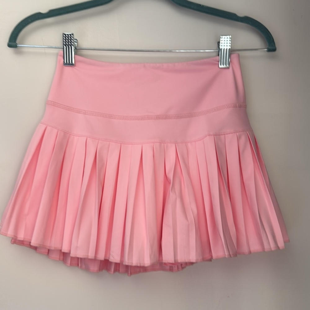 Gold Hinge Pink Pleated Women's Skirt
